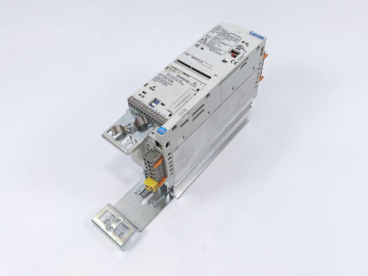 LENZE E82EV751P4C 13436110, 8200-series E82EV751_4C
