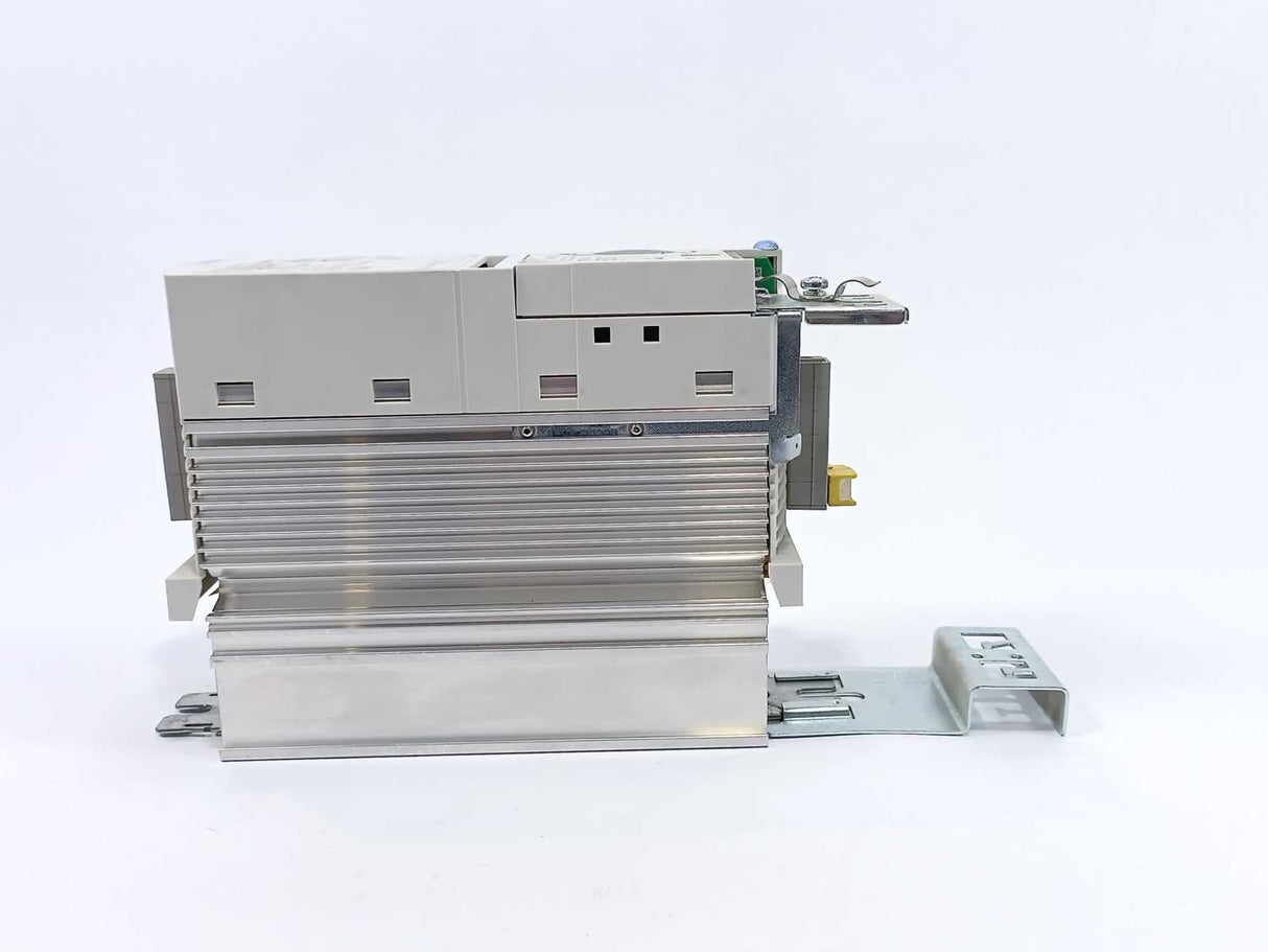 LENZE E82EV751P4C 13436110, 8200-series E82EV751_4C