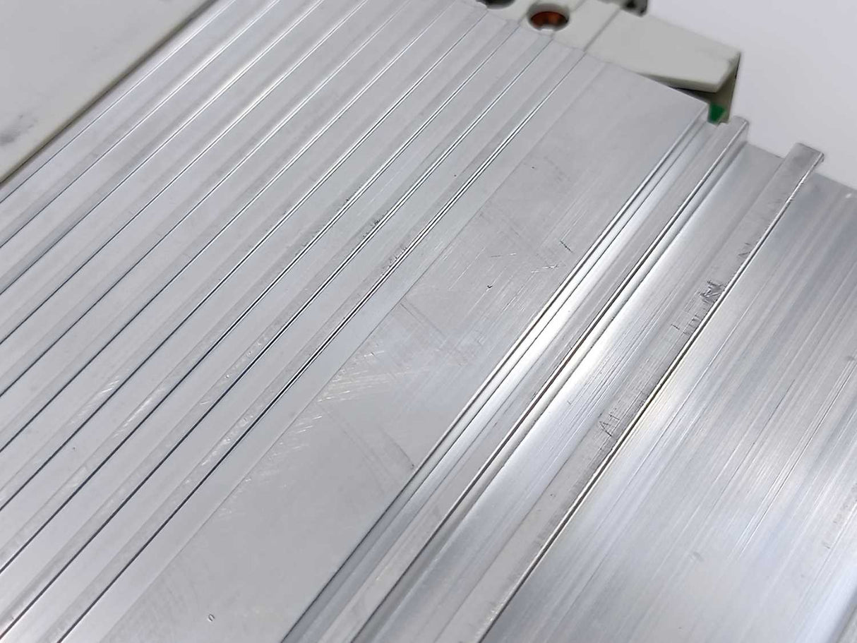 LENZE E82EV751P4C 13436110, 8200-series E82EV751_4C