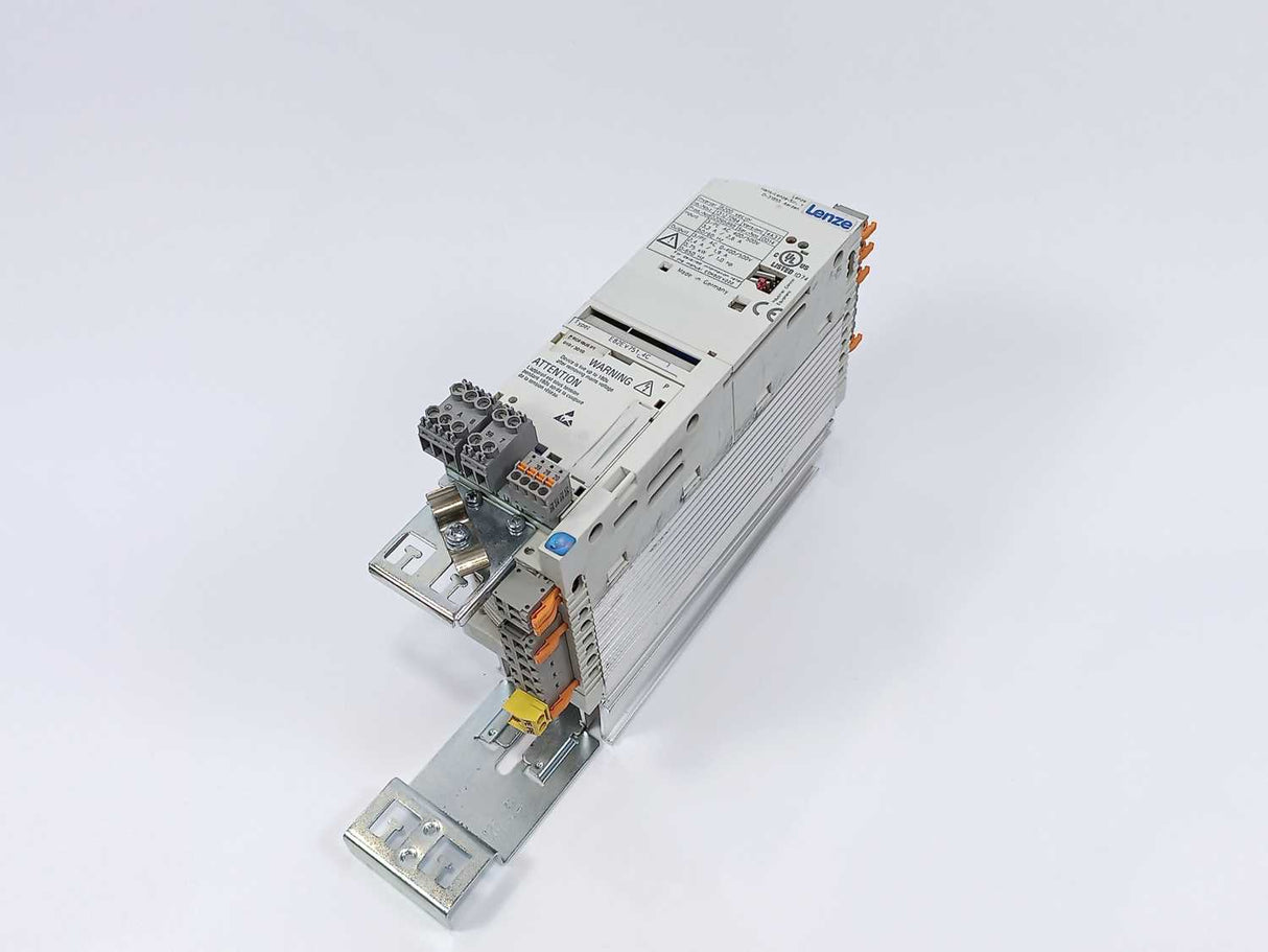 LENZE E82EV751P4C 13127094, 8200-series E82EV751_4C