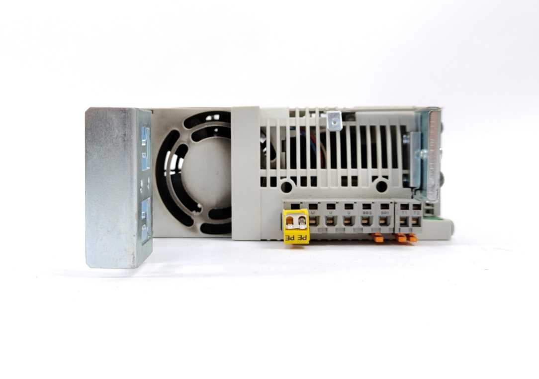 LENZE E82EV152P4C 13015367, 8200-series E82EV152_4C