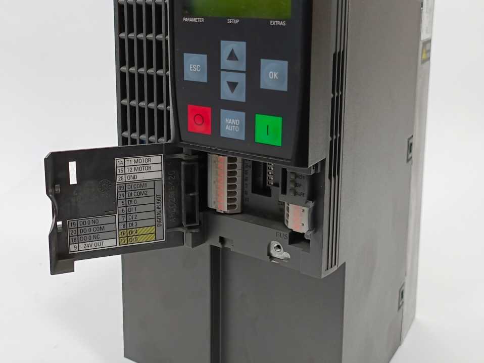 Siemens 6SL3210-1KE23-2UP1 SINAMICS G120C DP