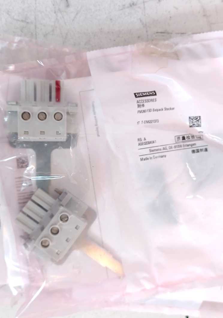 Siemens 6SL3225-0BH27-5AA1 Power Module PM260