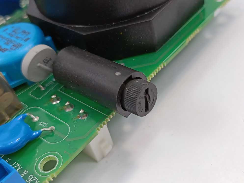 GETINGE 503 37 04 00 Rev.: B GETINGE Autoclave Spareparts