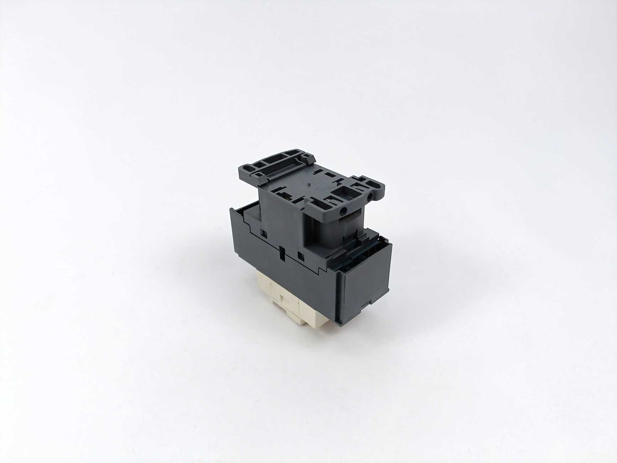 TELEMECANIQUE LC1D323B7 24V 50/60Hz Contactor