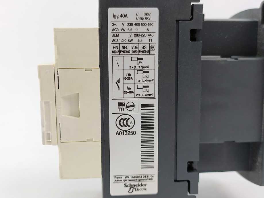 TELEMECANIQUE LC1D323B7 24V 50/60Hz Contactor