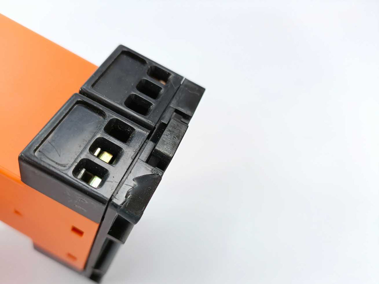 Crouzet 84890417 Syrelec DNR2 D 230V GETINGE Autoclave Spareparts