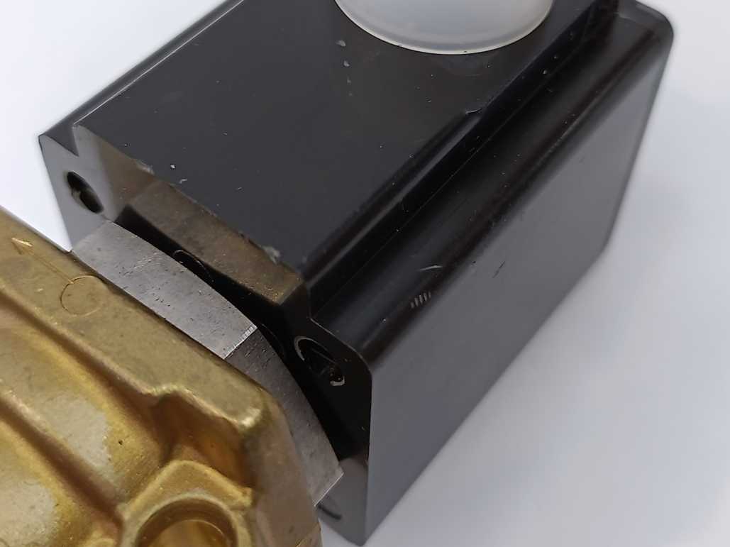 Burkert 65813 Type 0255 Solenoid Valve No Coil GETINGE Autoclave Spareparts