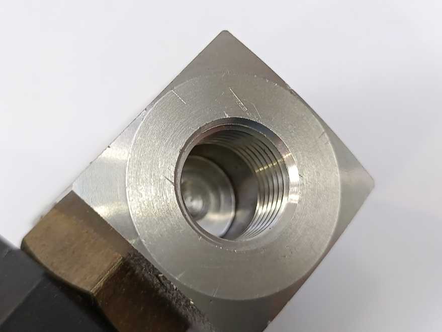 M&M D299DVL Solenoid Valve w/ 7250 24VDC Coil GETINGE Autoclave Spareparts