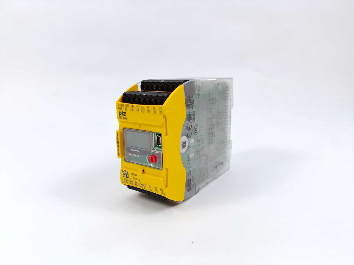 Pilz 772000 PNOZ mm0p Safety Relay Switch w/ Chipcard