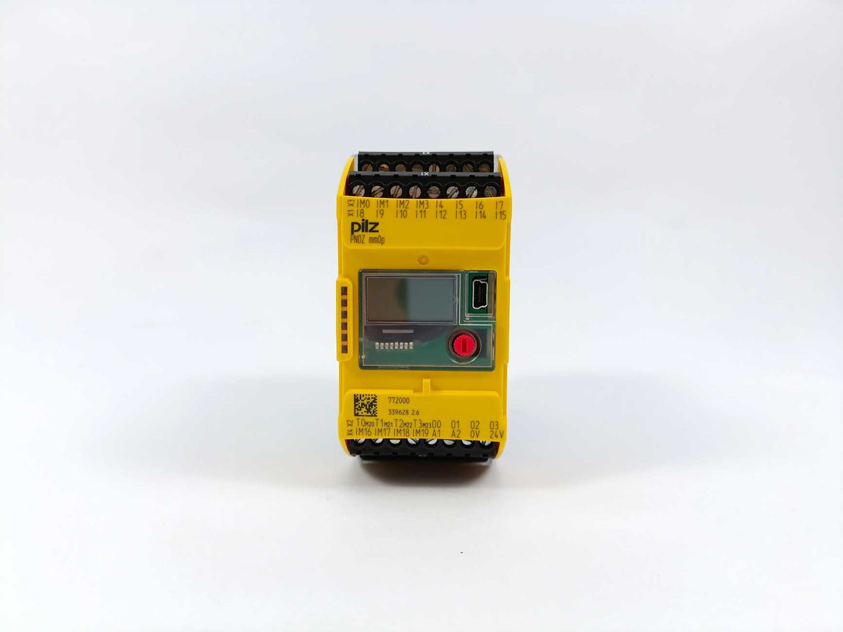 Pilz 772000 PNOZ mm0p Safety Relay Switch w/ Chipcard