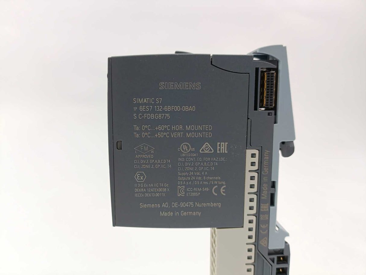 Siemens 6ES7132-6BF00-0BA0 SIMATIC ET 200SP + 6ES7193-6BP20-0DA0