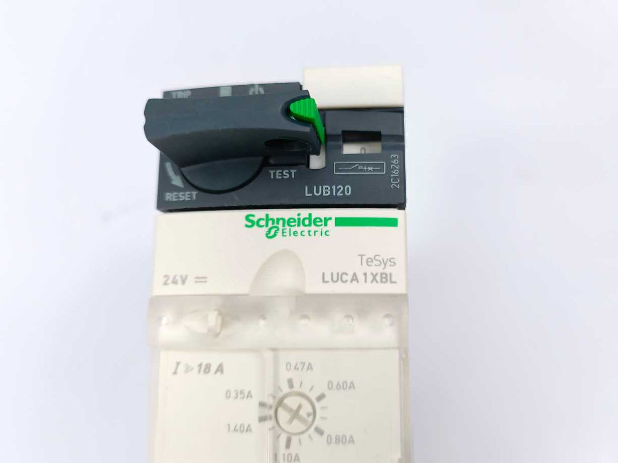 Schneider Electric LUCA1XBL Standard Control Unit w/ LUB120, LU2MB0BL & LUFN20