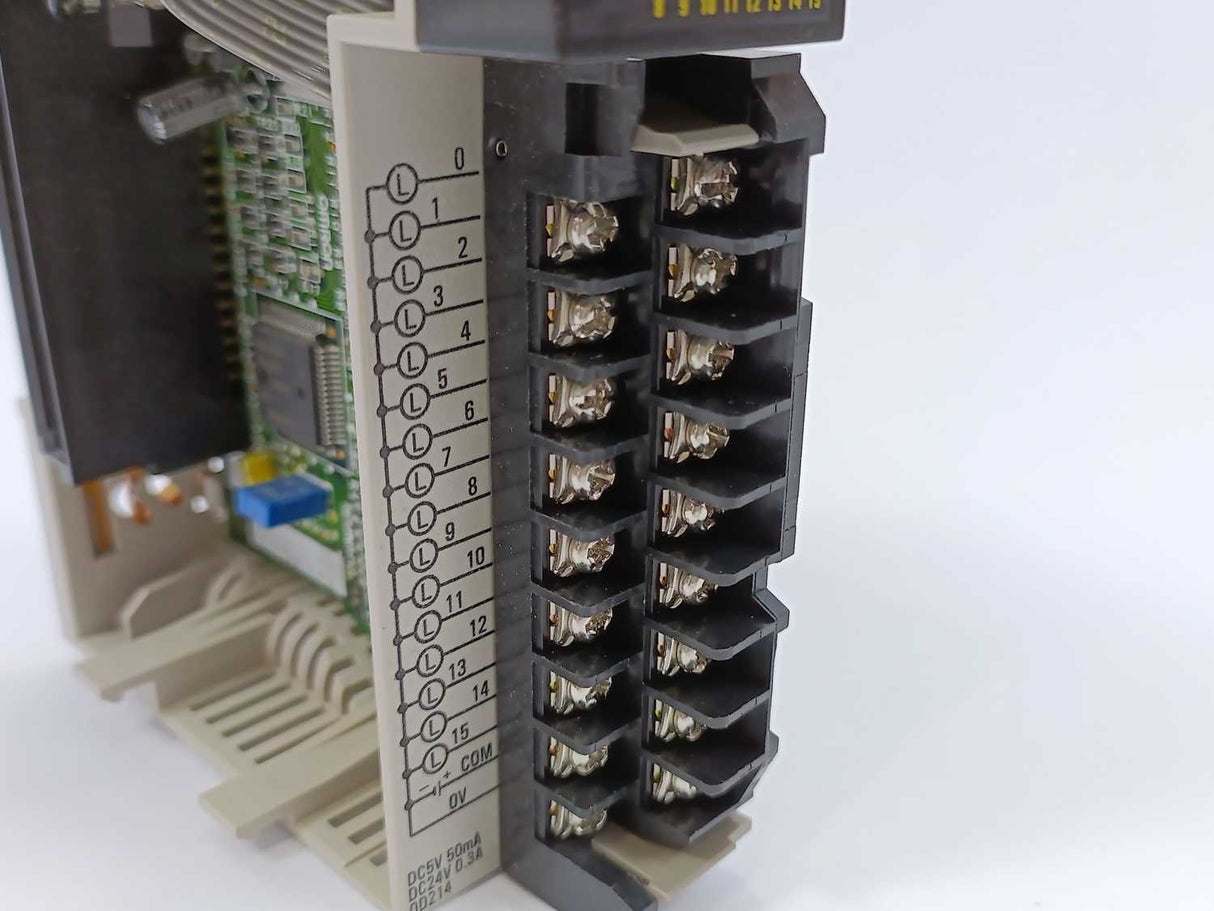 OMRON CQM1-OD214 Output Unit