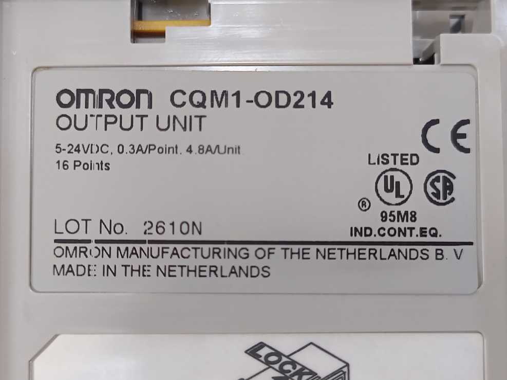 OMRON CQM1-OD214 Output Unit