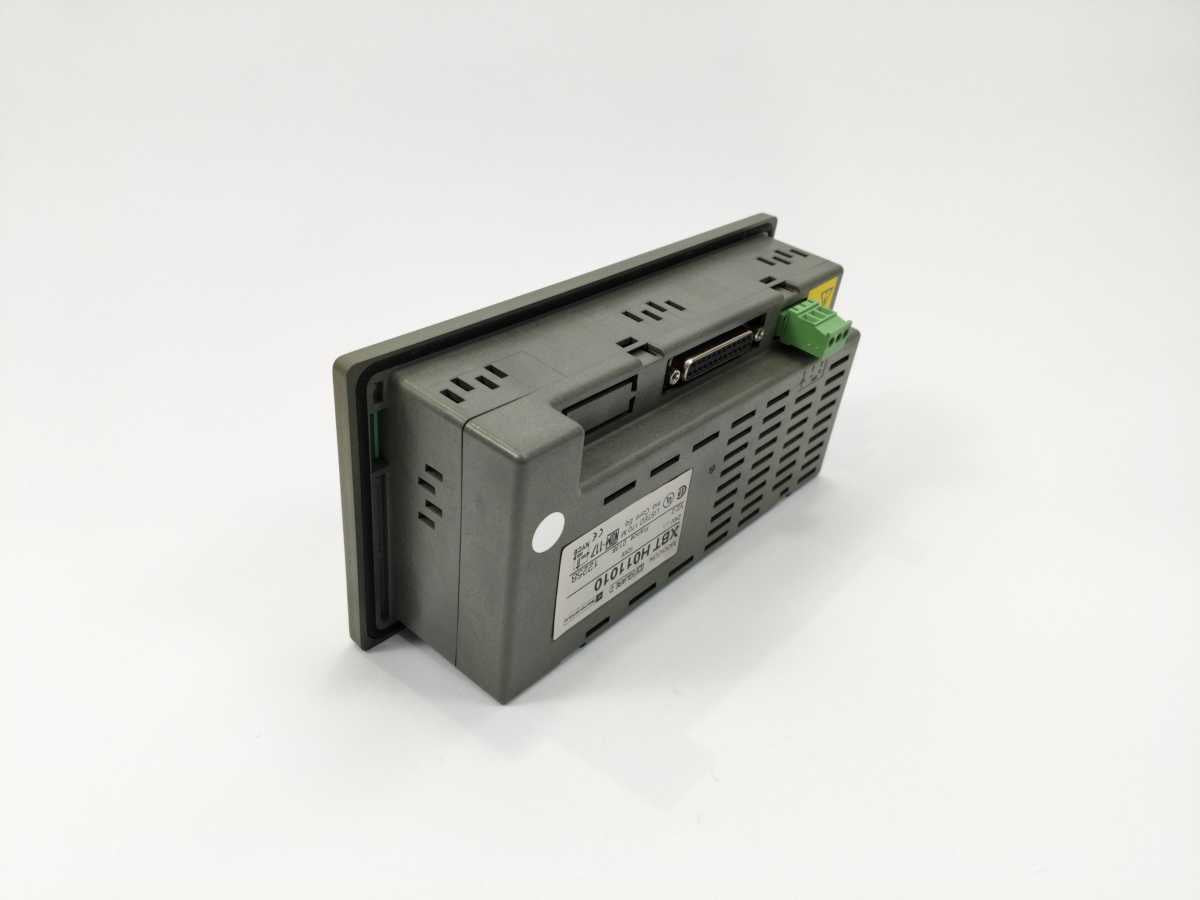 TELEMECANIQUE XBT H011010 Modicon Square D MAGELIS