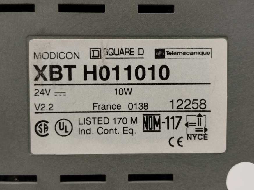 TELEMECANIQUE XBT H011010 Modicon Square D MAGELIS