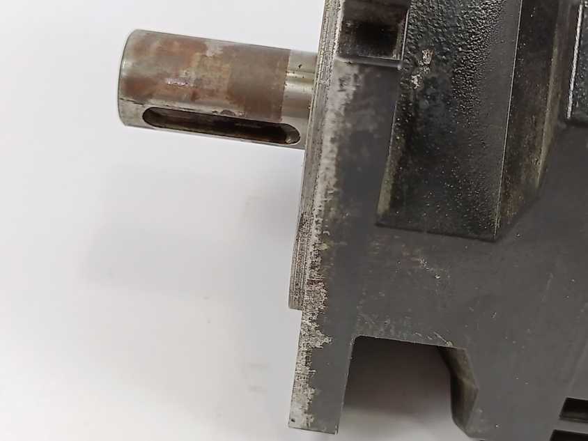 Schneider Electric BPH0953N5MF2CA1 Modicon Telemecantique AC Servomotor