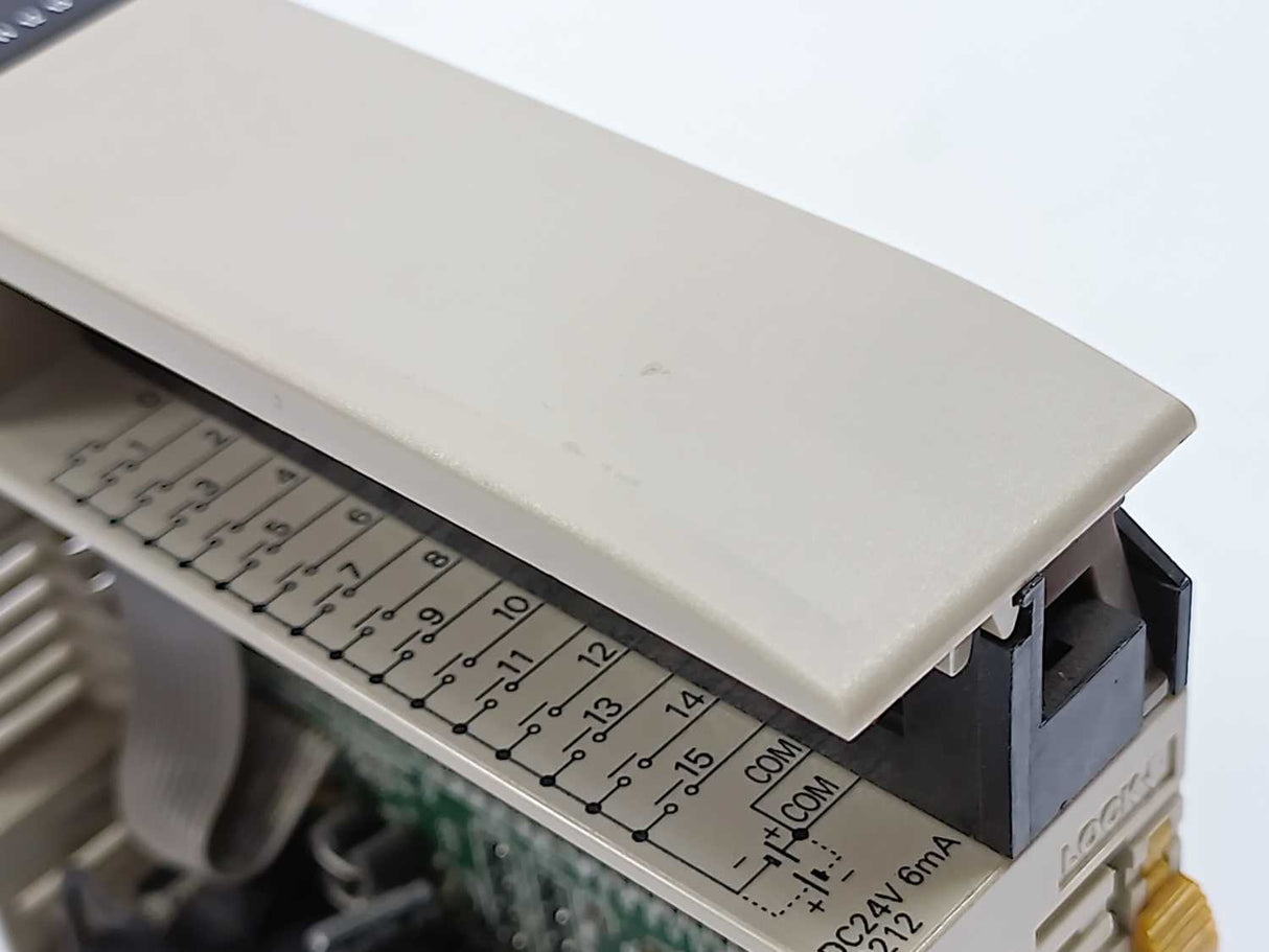 OMRON CQM1-ID212 24 VDC. Input Unit