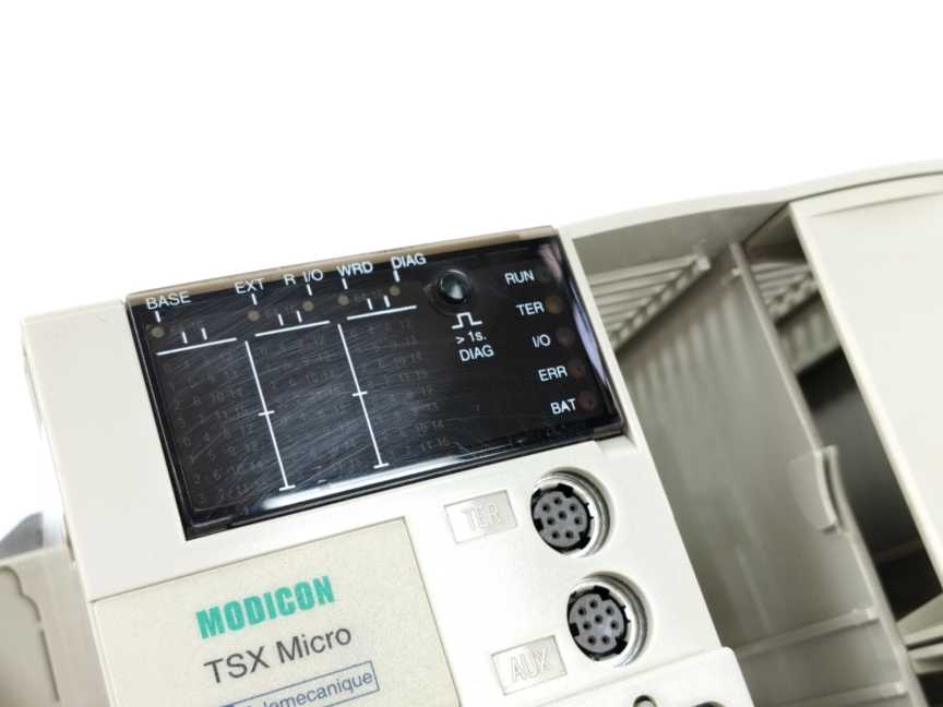 Schneider Electric TSX3721101 TSX Micro