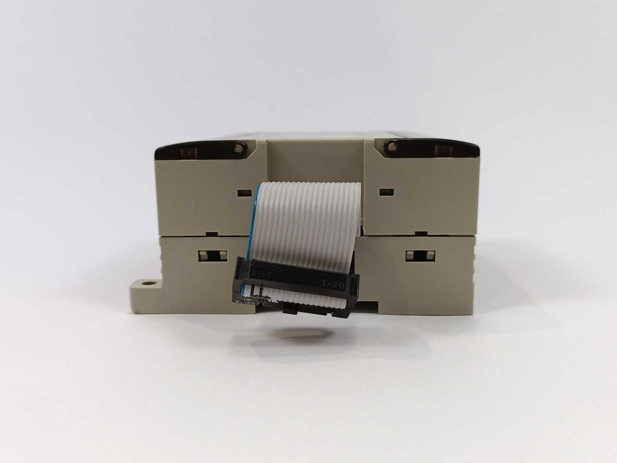 OMRON CPM1A-20EDR1 In/Out Unit