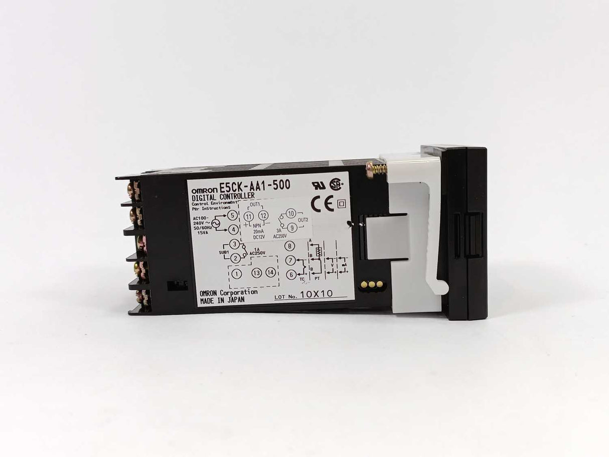 OMRON E5CK-AA1-500 Digital Controller
