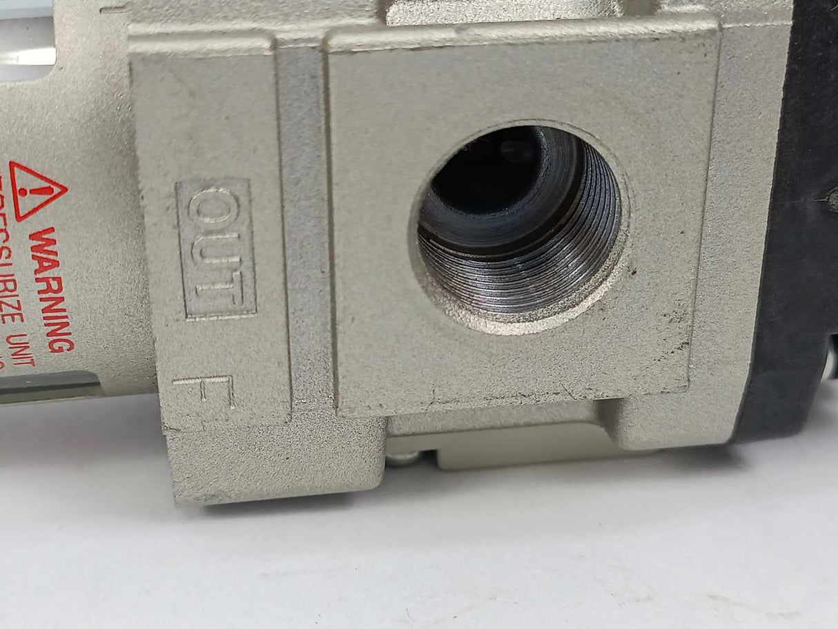 SMC AW30-F03H Filter Regulator 0,5-0,85MPa