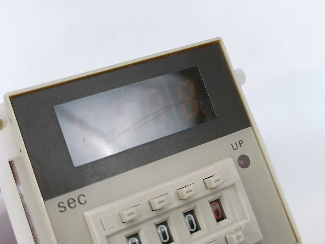 OMRON H5CN-XBN Timer Relay 100-240VAC