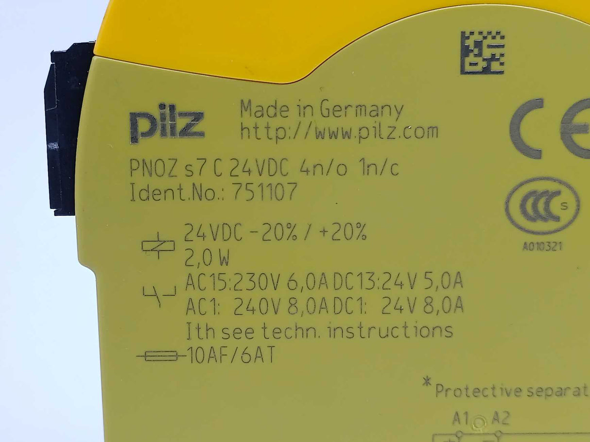 Pilz 751107 PNOZ s7 C 24VDC 4 n/o 1 n/c Safety Relay Switch