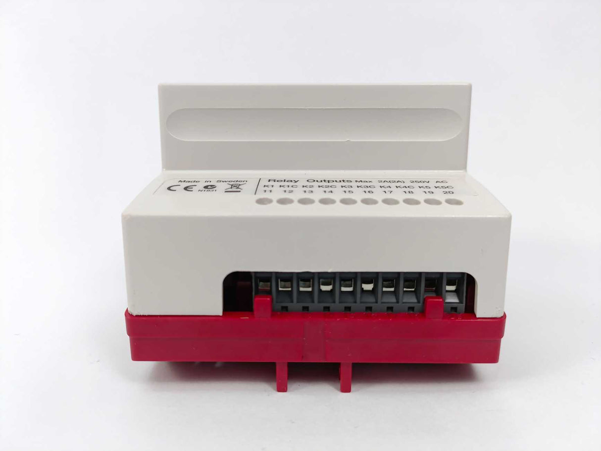 Schneider Electric 007302450 TAC Xenta 421A Relay Output Module