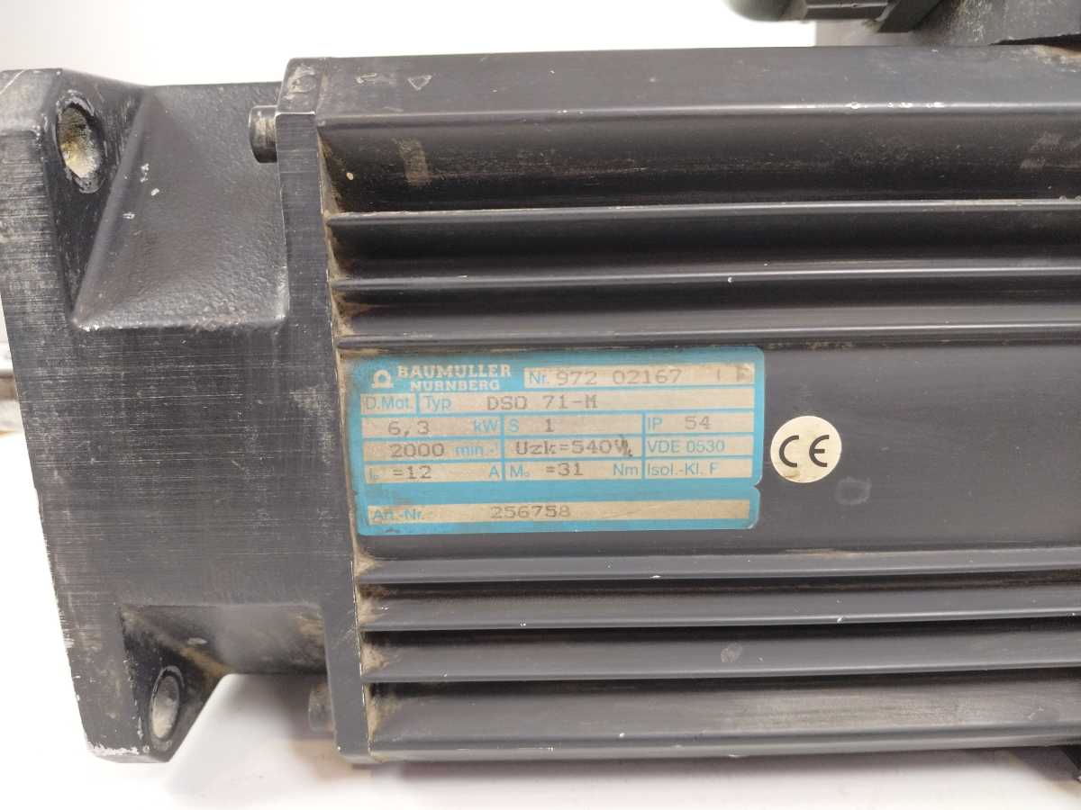 Baumüller W2S130-AB03-10 DSO 71-K Servomotor 220V 6,3 kW