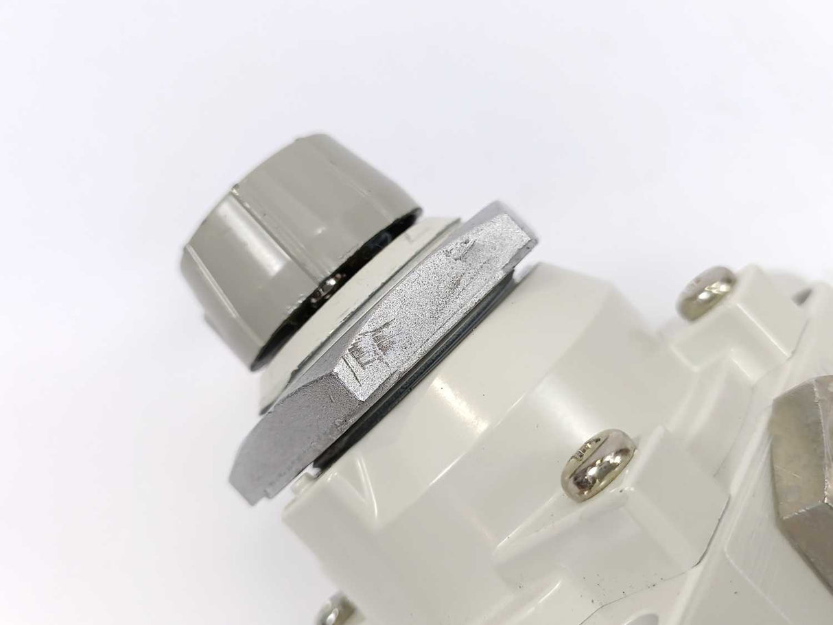 SMC VH310-F03 Hand Valve max. press. 1,0MPa 150 PSi