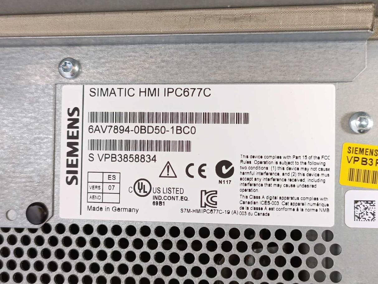 Siemens 6AV7894-0BD50-1BC0 SIMATIC HMI IPC677C