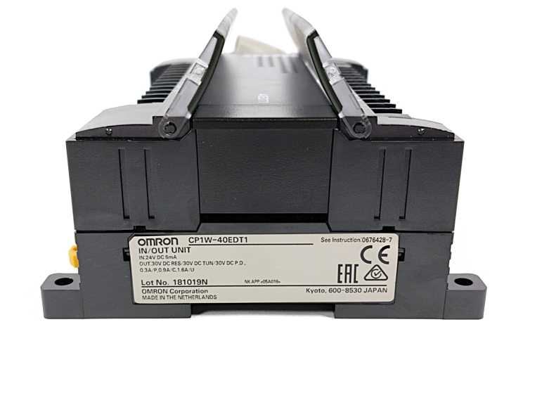 OMRON CP1W-40EDT1 In/Out Unit