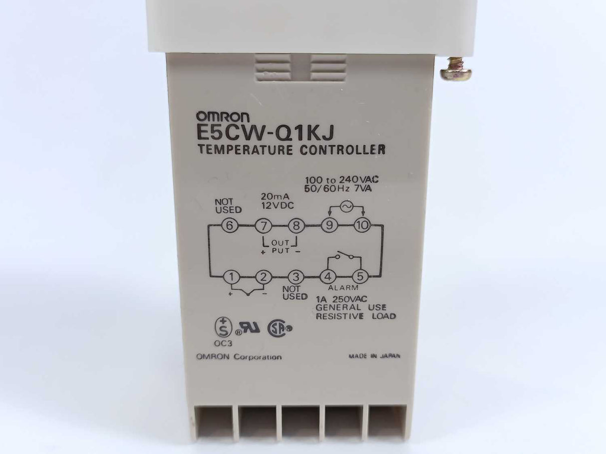 OMRON E5CW-Q1KJ Temperature Controller