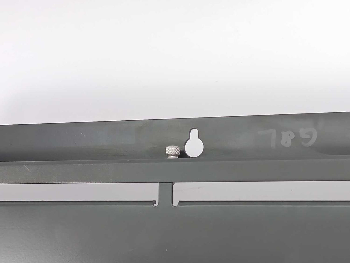 GIDDINGS & LEWIS 503-18011-03 13-Slot Rack Computer Chasis