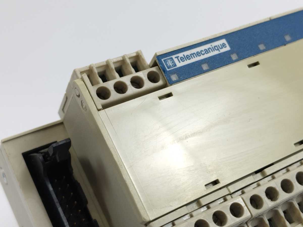 Schneider Electric ABE7R16S210 E.M. Relays Base
