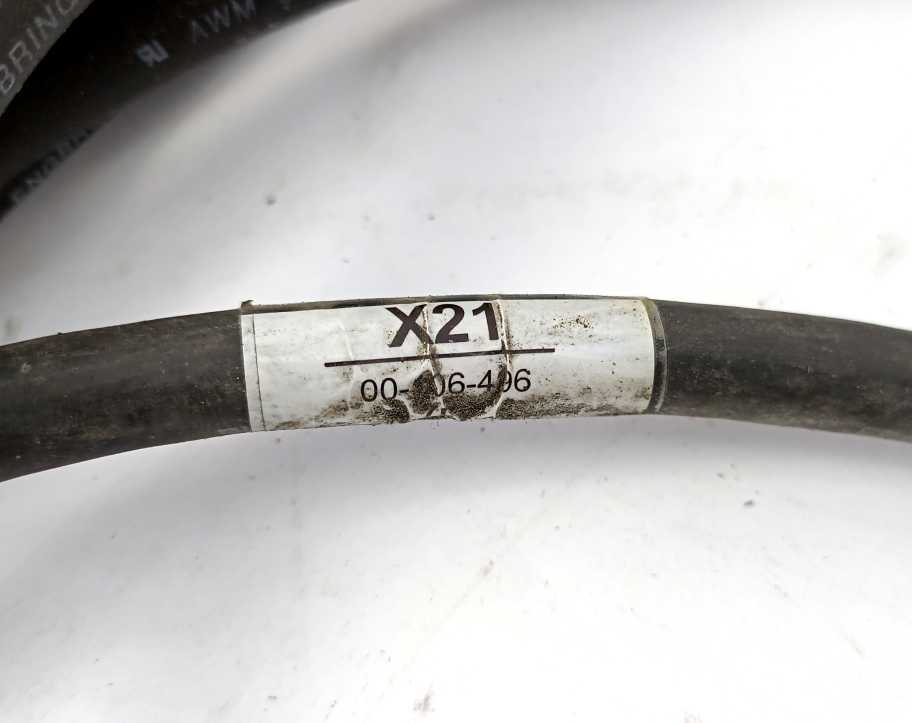 GRUNDFOS X21 00-106-496 Data Cable 7m w/ X31 00-106-496