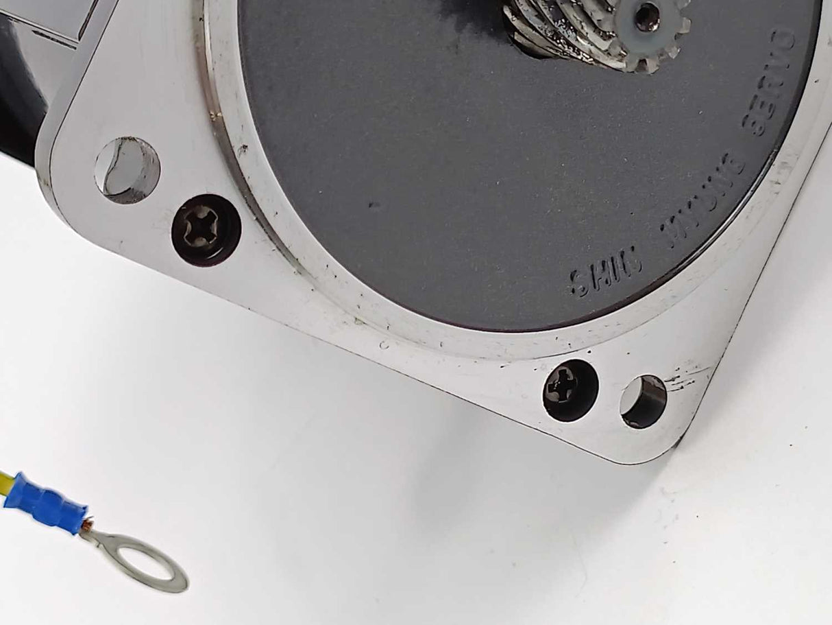 Shinmyung Servo / SMS 9IF120E4J Motor 120W, 220V, 50/60Hz, 1.0A, 1300/1550rpm