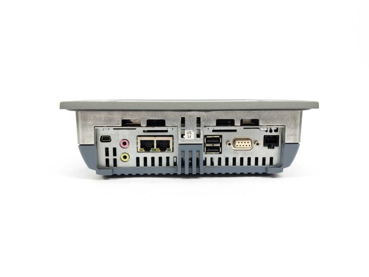 Siemens 6AV2124-0GC01-0AX0 SIMATIC HMI TP700 Comfort Panel For Parts