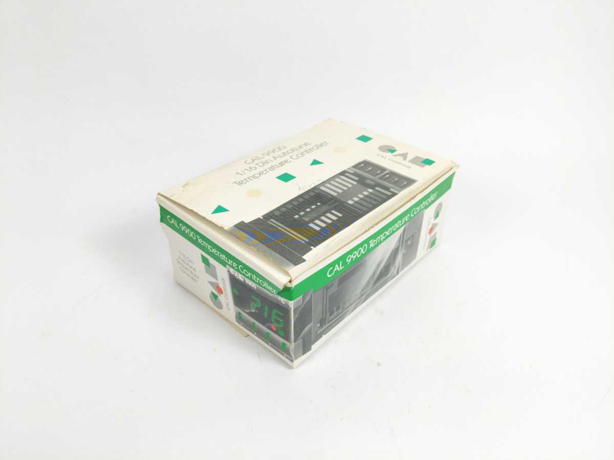 CAL Controls 992.12C Temperature Controller Series 9900