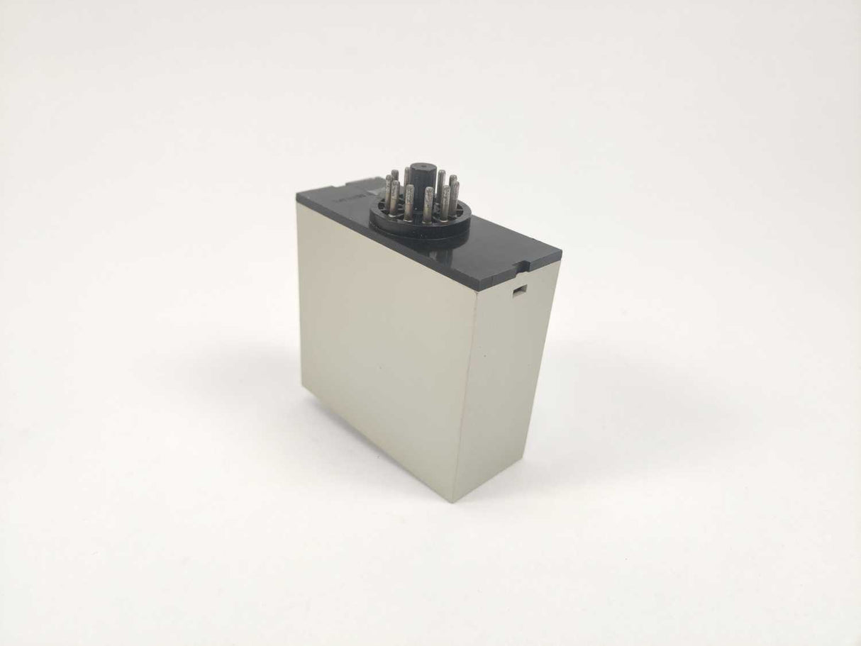 Electromatic SB105220 SUPPLY 220 VAC, INTERVAL ON OPERATE 30-600 SEC.