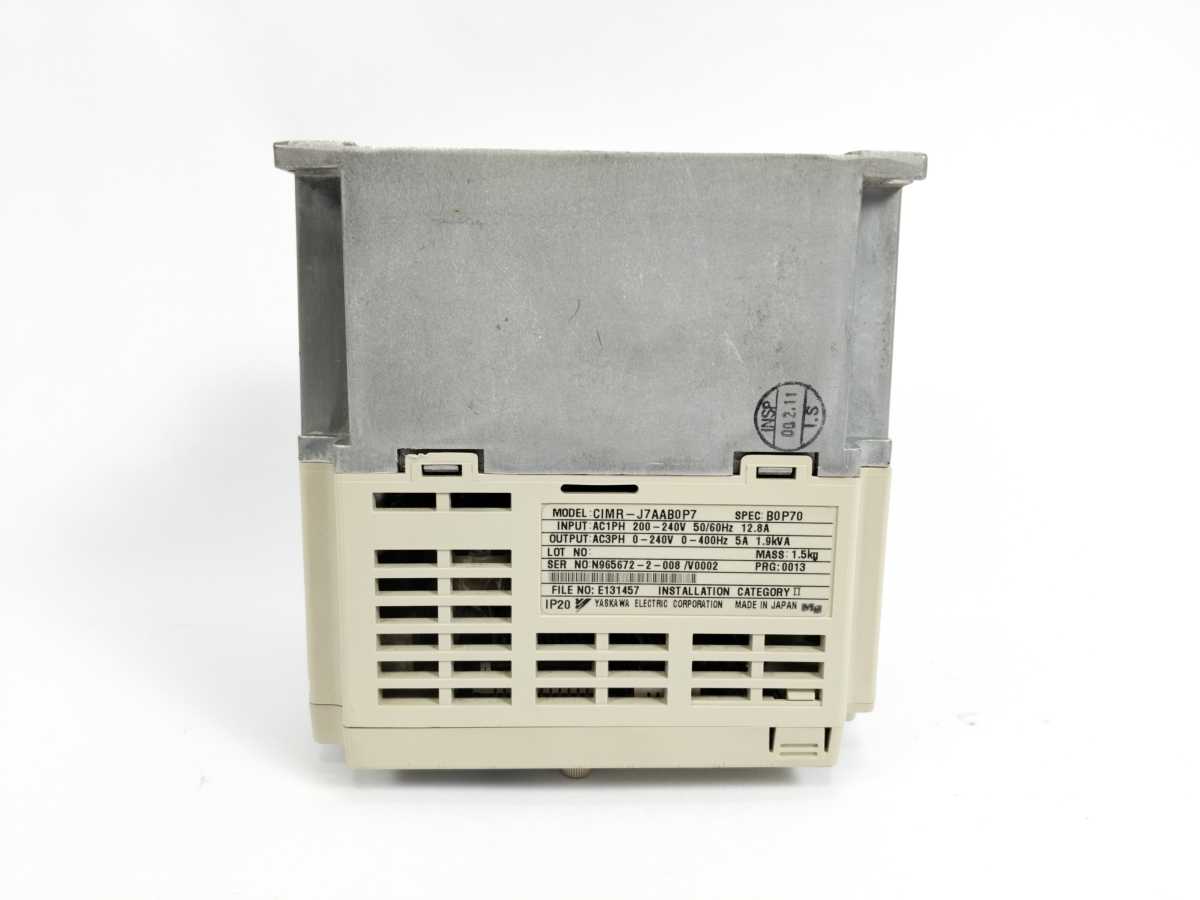 YASKAWA CIMR-J7AAB0P7