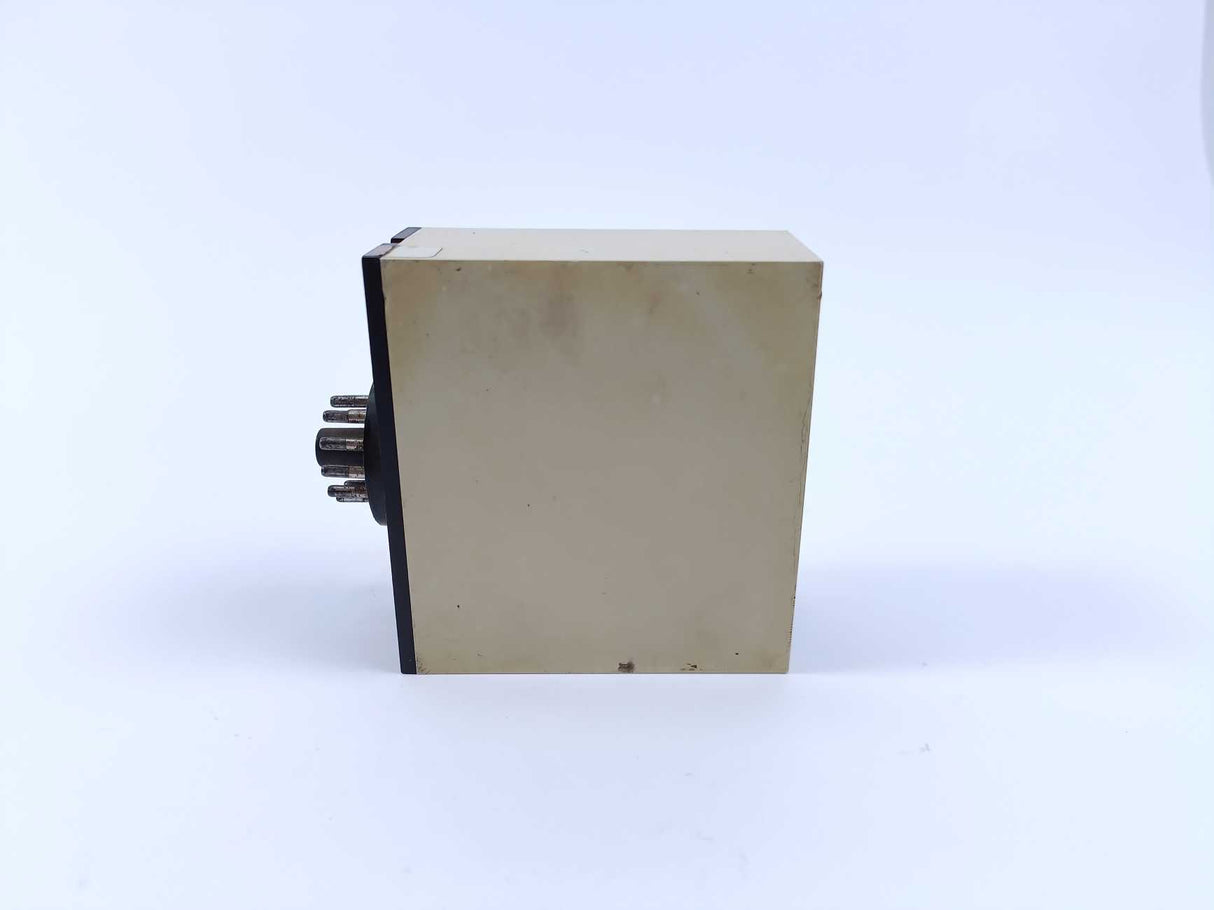 Electromatic S 117 166 920 Combi Timer. Automatic Start Supply 20-265 V AC-DC