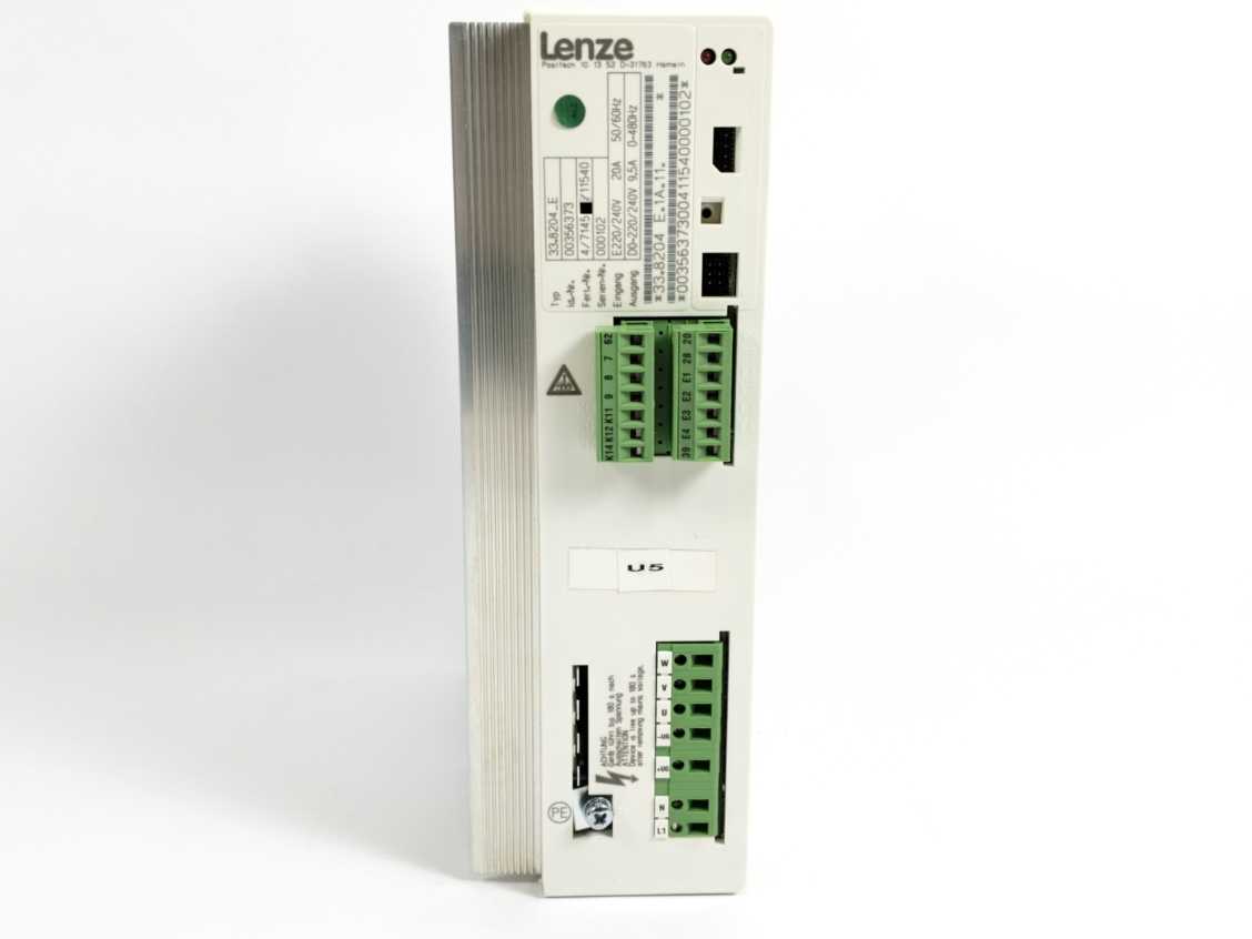 LENZE 33.8204_E 00356373, Inverter E220/240V, 20A, 50/60Hz
