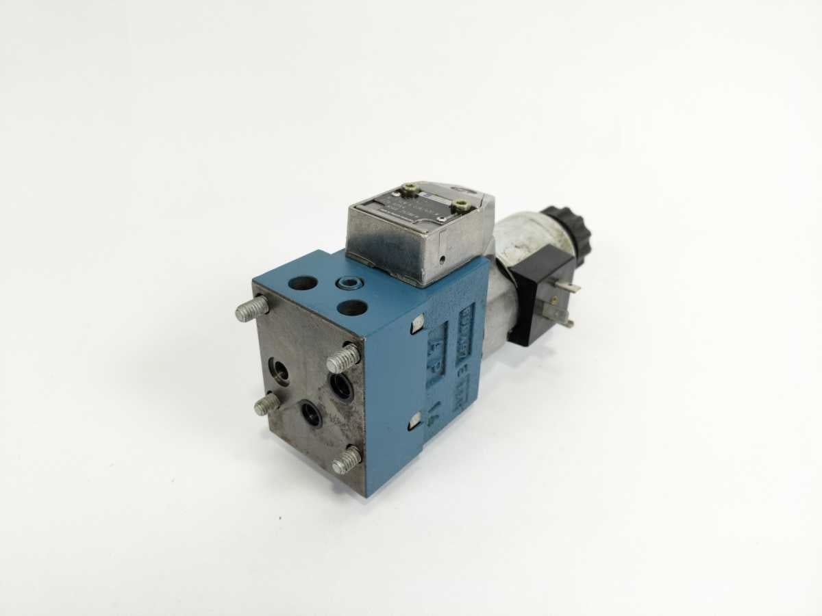 Rexroth Hydronorma M-3SEW6U36/420MG24N9K4 Directional Valve 24VDC 1.25A
