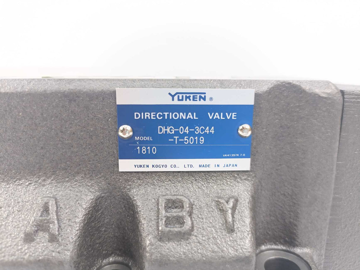 Yuken DHG-04-3C44-T-5019 Pilot Operated Directional Valve
