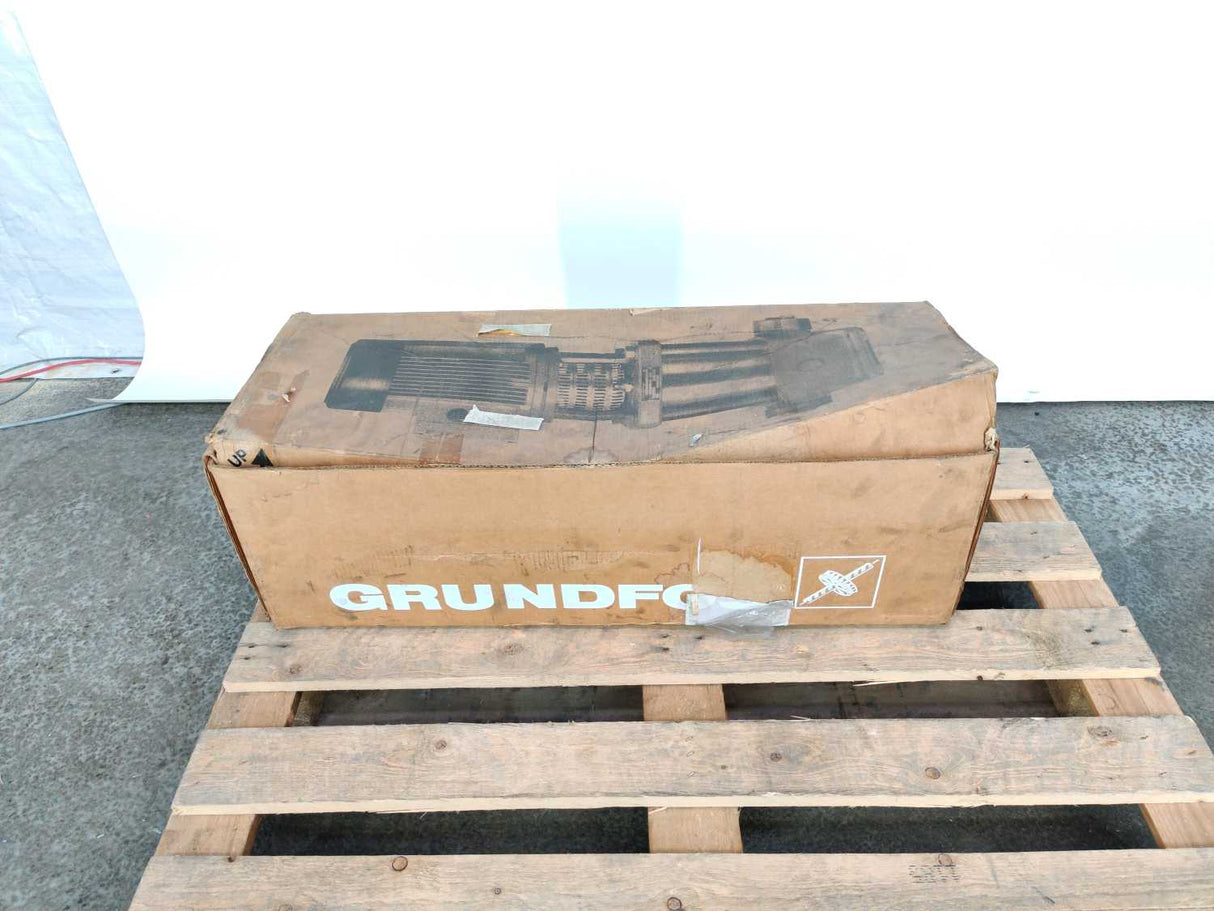 Grundfoss 33508204 CR16-40 A-F-ABUBE Pump with ABB M2AA 100 LB.2 Motor 4 kW
