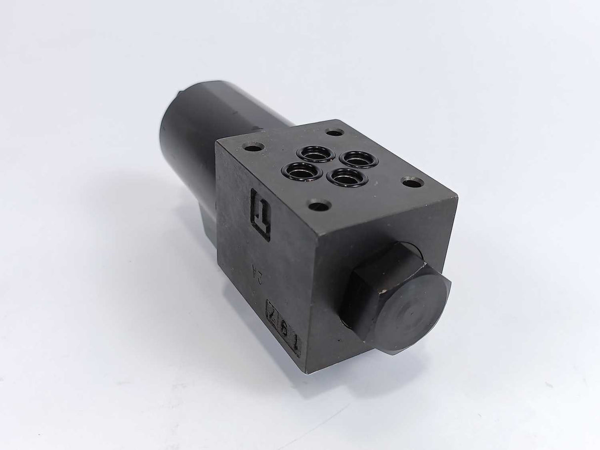 SAUER DAIKIN J-KS0-G02-2AP-10 Hydraulic Control Valve 7676657
