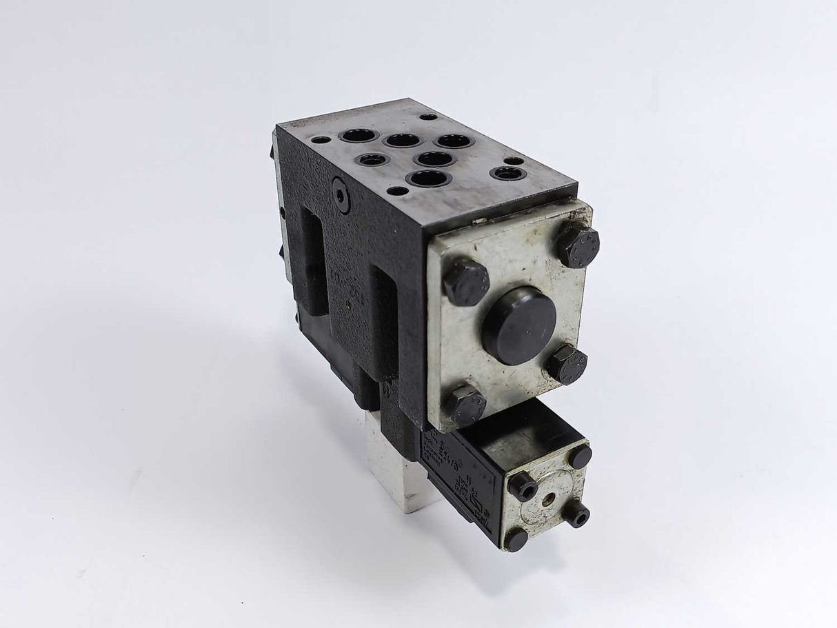 H+L Hydraulic WE129-10P100-7X Solenoid-Operated Directional Control Valve